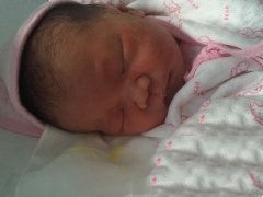 贺喜江先生夫妻的龙凤胎健康出生