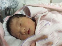 恭喜周女士喜得一子