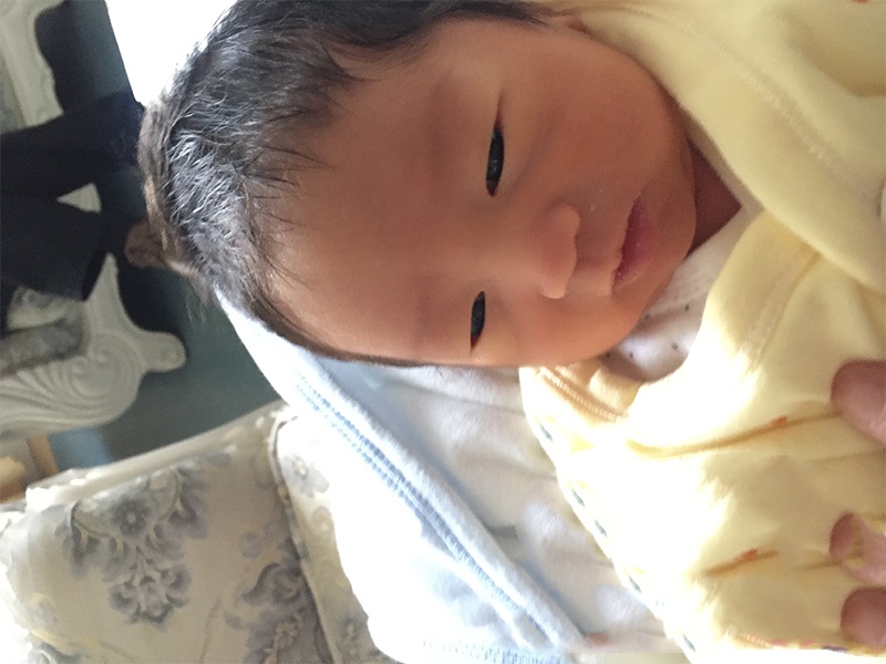 精子活动率偏低的骆先生成功喜得公主