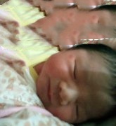 同志恋人广州代妈，两人爱的结晶